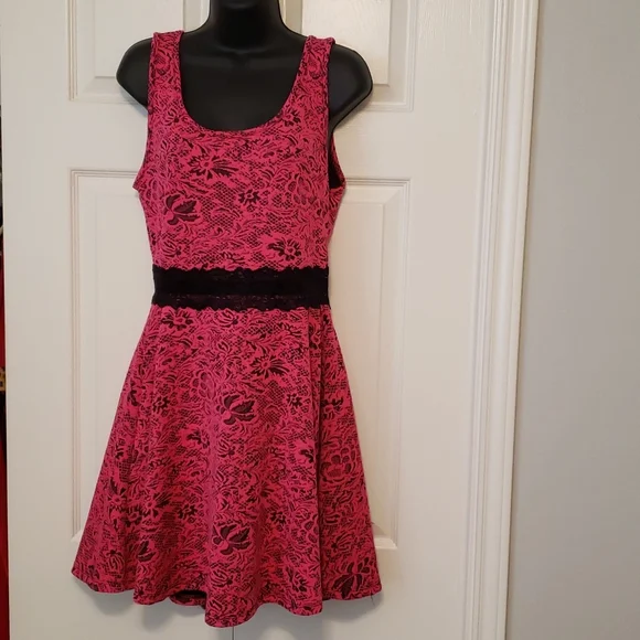 Vibe Sportswear Dresses | Hot Pink Floral Dress With Black Lace | Color: Black/Pink | Size: Xlj | Classy_Dame13's Closet